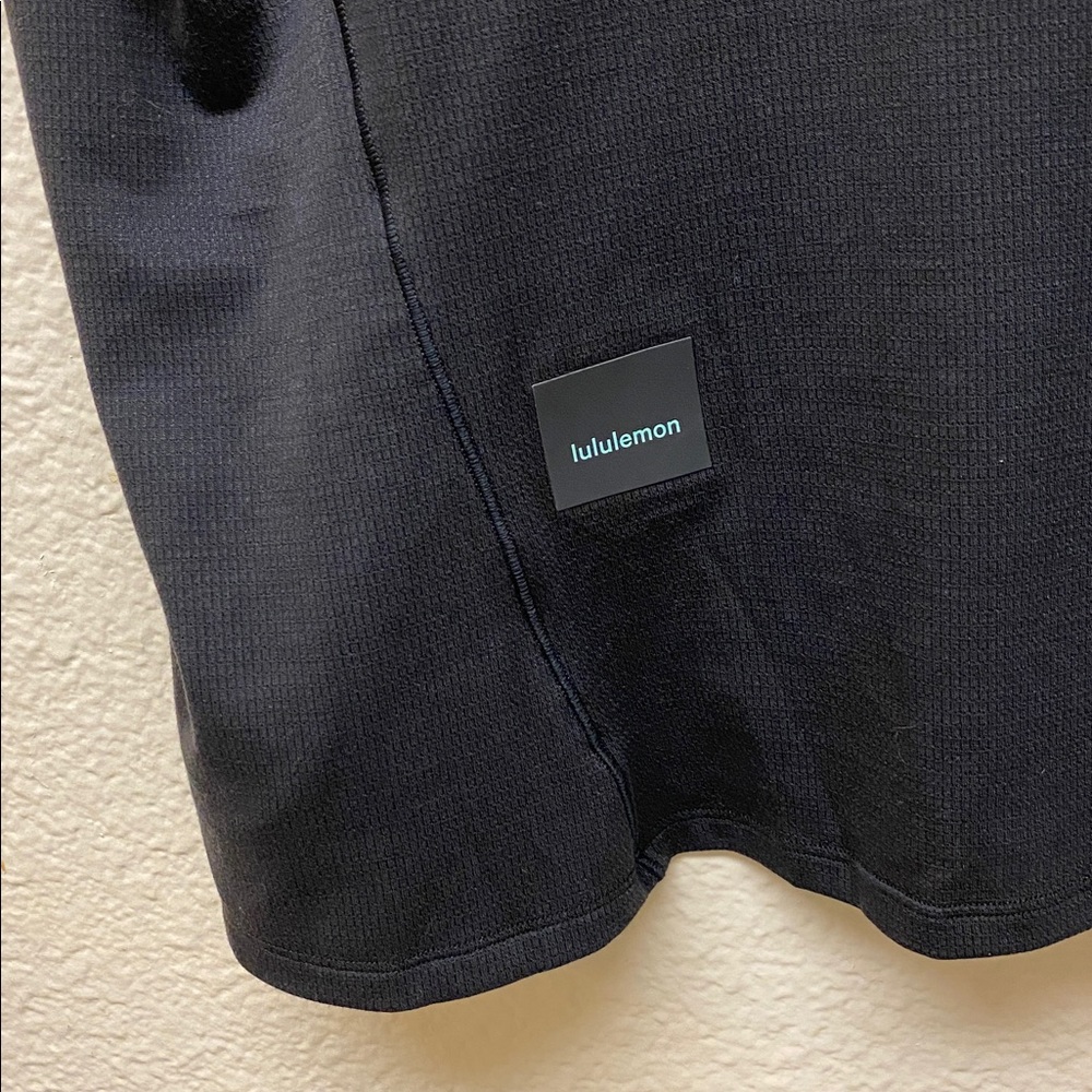 Lululemon Black Cap Sleeve Tank Top - Picture 5 of 6